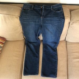 Lands’ End straight leg mid rise jeans